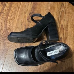 Chunky square toe Steve Madden Mary janes
